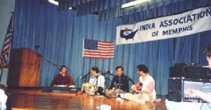 iam2002.jpg